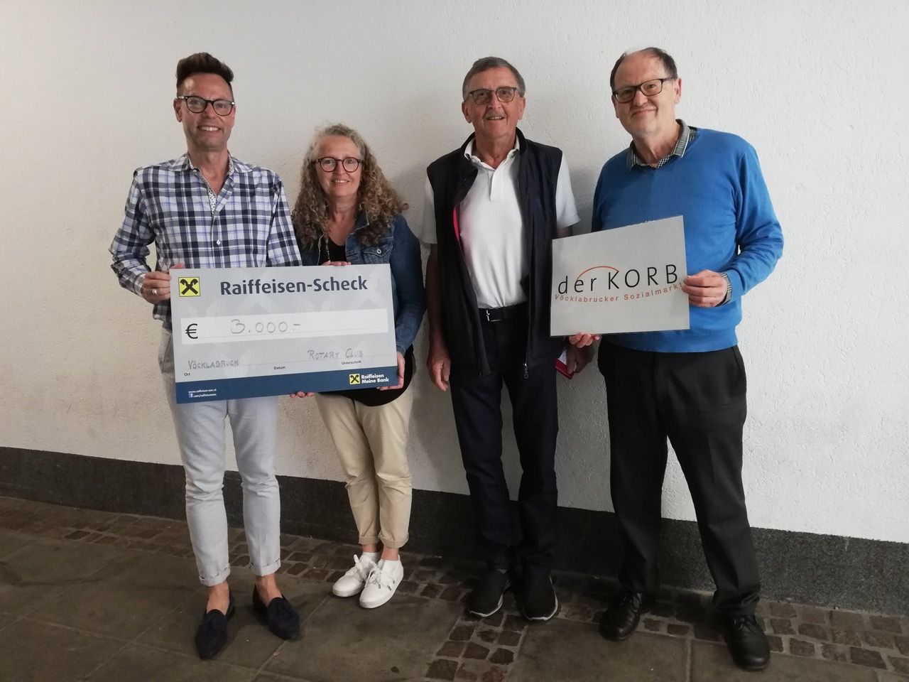 Rotary-Club Vöcklabruck unterstützt den "Korb"